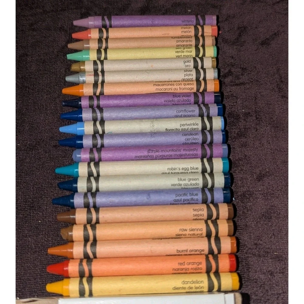 Vintage Crayola Retired Colors Lot Dandelion Burnt Orange Pacific Blue 20 Pc